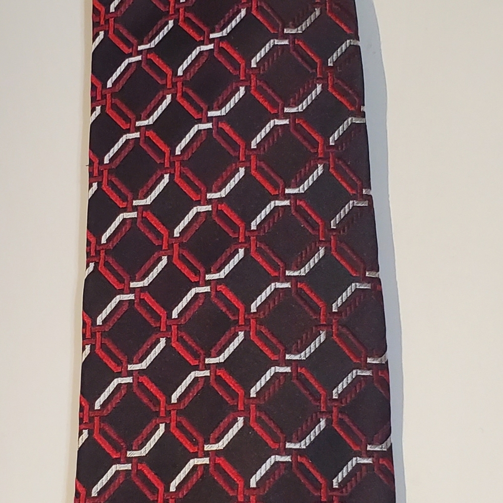 Silk tie